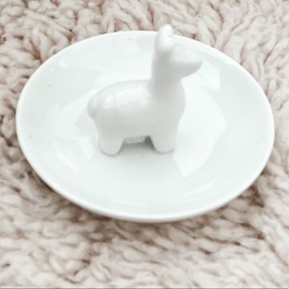 𝅺small horse trinket tray - Picture 1 of 1